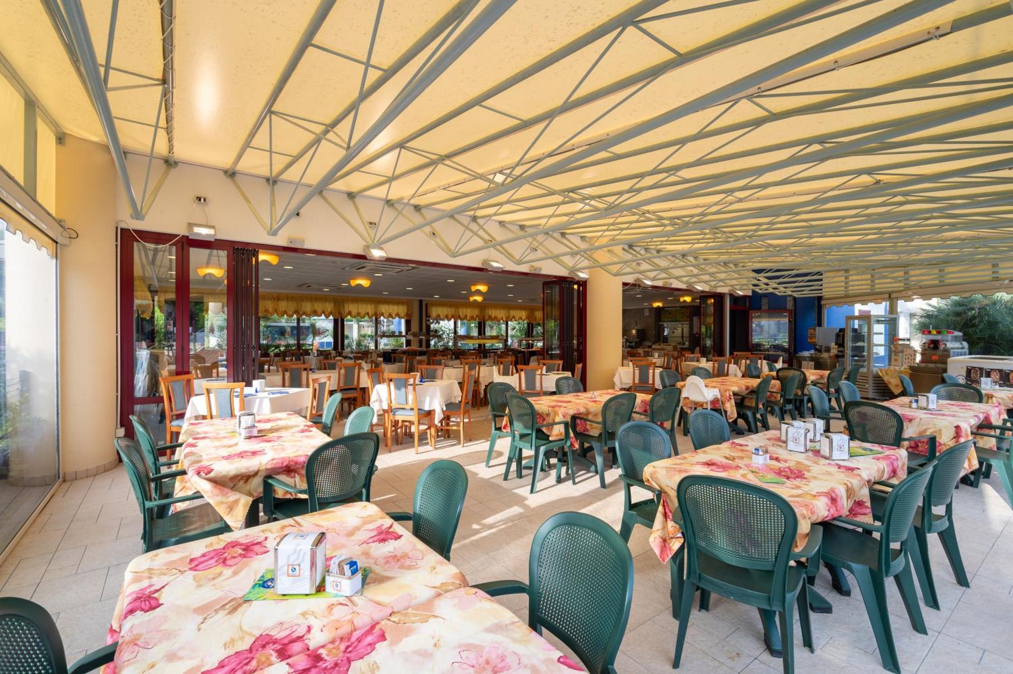 Villaggio Planetarium Resort Bibione Dış mekan fotoğraf